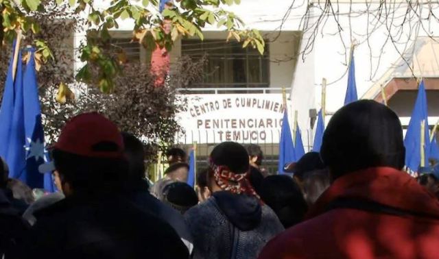 Marcha Mapuche frontis carcel temuco